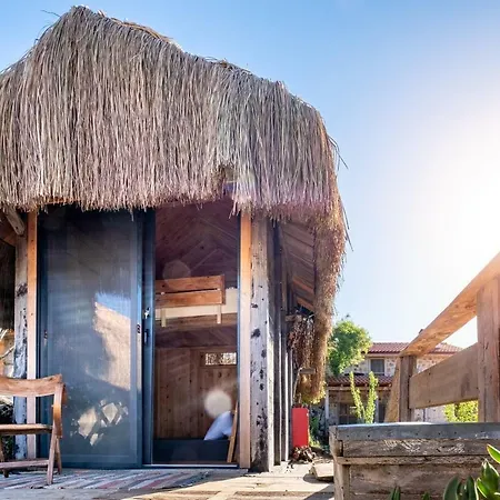 3 Guest house